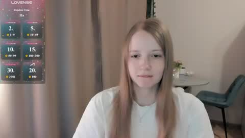 Snapshot of alisha_ley chatting on July 23, 8:56 am Alya online show from July 23, 8:56 am