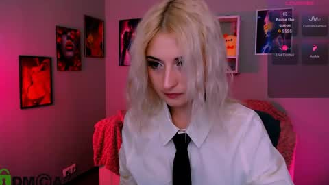 Alisha online show from May 30, 7:22 pm