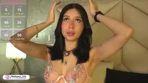 Snapshot of alison222_ chatting on July 2, 11:49 am A L I S O N online show from July 2, 11:49 am