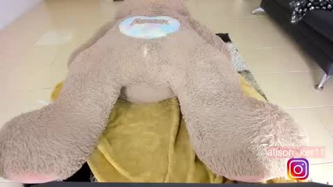 Sofias house online show from December 19, 7:18 pm