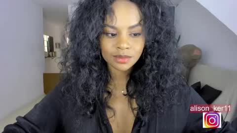 Sofias house online show from December 29, 9:09 pm