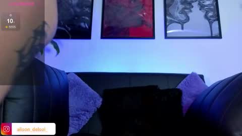 Snapshot of alison_wynter chatting on May 8, 1:55 am alison_wynter online show from May 8, 1:55 am