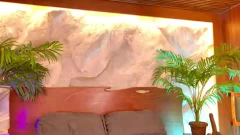 Alison Moon  online show from June 11, 10:41 pm