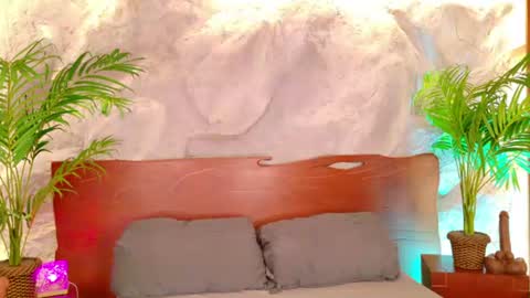 Alison Moon  online show from July 17, 12:28 am