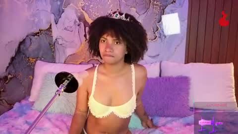 Snapshot of alissa_cute1 chatting on May 4, 2:35 pm Mia online show from May 4, 2:35 pm