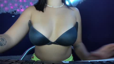 Snapshot of alissa_grey2 chatting on December 8, 10:36 pm Alissa online show from December 8, 10:36 pm
