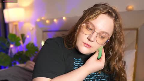 Snapshot of alissa_styles chatting on December 5, 12:44 pm Alissa online show from December 5, 12:44 pm