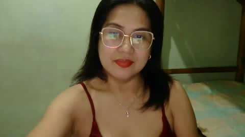 Snapshot of alissalove18 chatting on June 1, 10:55 pm alissalove18 online show from June 1, 10:55 pm