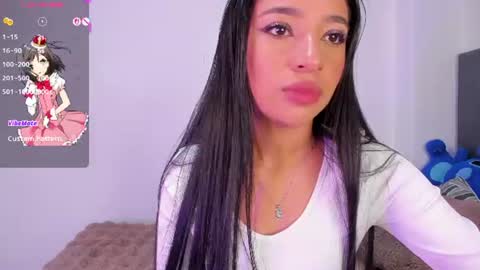 Snapshot of alissarose_1 chatting on June 14, 12:52 am alissarose_1 online show from June 14, 12:52 am