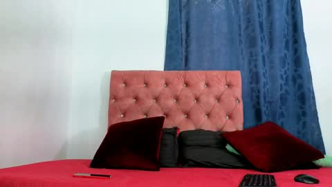 Snapshot of alisson0002 chatting on May 24, 7:08 pm alisson0002 online show from May 24, 7:08 pm