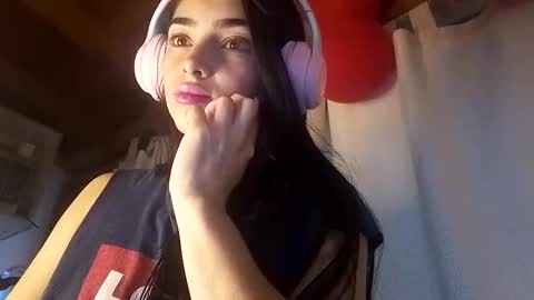 Snapshot of alisson369_ chatting on February 20, 11:20 am Alisson369 online show from February 20, 11:20 am