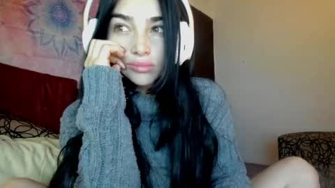 Snapshot of alisson369_ chatting on September 12, 9:53 am Alisson369 online show from September 12, 9:53 am