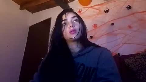 Snapshot of alisson369_ chatting on October 20, 10:05 am Alisson369 online show from October 20, 10:05 am