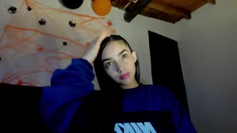 Snapshot of alisson369_ chatting on October 21, 10:16 am Alisson369 online show from October 21, 10:16 am