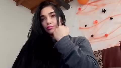 Snapshot of alisson369_ chatting on October 27, 3:49 pm Alisson369 online show from October 27, 3:49 pm