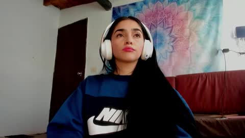 Snapshot of alisson369_ chatting on November 14, 4:38 pm Alisson369 online show from November 14, 4:38 pm