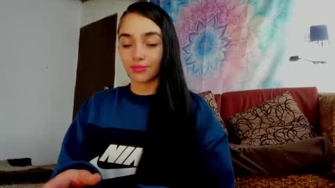 Snapshot of alisson369_ chatting on November 30, 1:26 pm Alisson369 online show from November 30, 1:26 pm