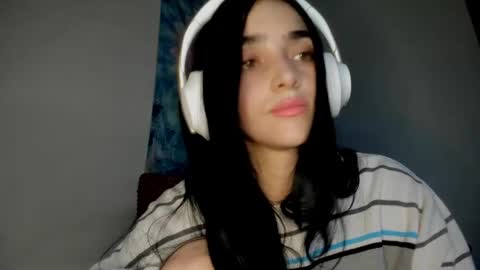 Snapshot of alisson369_ chatting on May 4, 10:00 am Alisson369 online show from May 4, 10:00 am