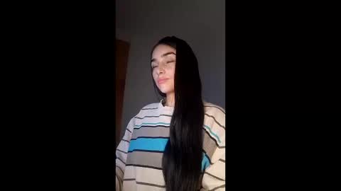 Snapshot of alisson369_ chatting on May 30, 9:50 am Alisson369 online show from May 30, 9:50 am