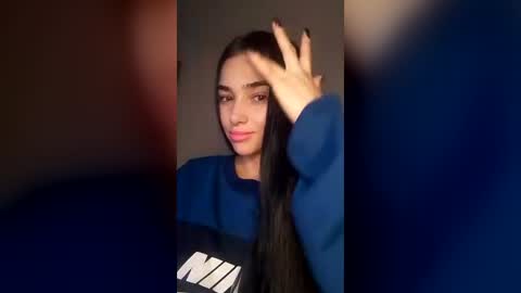 Snapshot of alisson369_ chatting on June 20, 11:24 am Alisson369 online show from June 20, 11:24 am