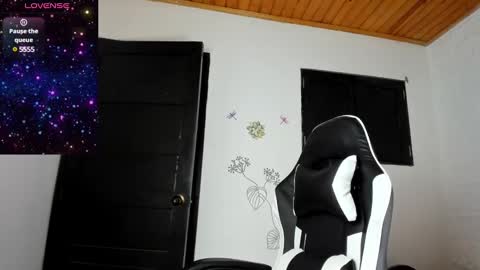 Alisson hoffman05 online show from December 28, 2:11 am