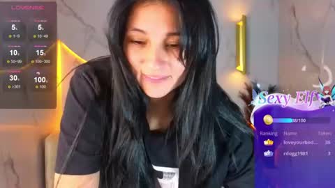 Snapshot of alisson_tx_ chatting on June 19, 9:07 pm alisson_tx_ online show from June 19, 9:07 pm