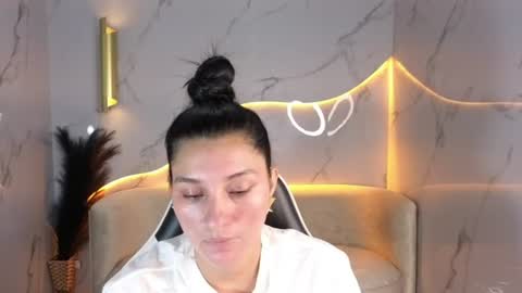 Snapshot of alisson_tx_ chatting on July 11, 12:41 pm alisson_tx_ online show from July 11, 12:41 pm