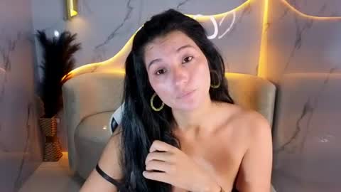 Snapshot of alisson_tx_ chatting on July 13, 8:00 pm alisson_tx_ online show from July 13, 8:00 pm