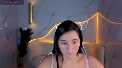 Snapshot of alisson_tx_ chatting on July 21, 8:00 pm alisson_tx_ online show from July 21, 8:00 pm