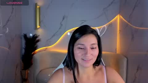 Snapshot of alisson_tx_ chatting on July 21, 8:11 pm alisson_tx_ online show from July 21, 8:11 pm