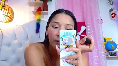Snapshot of alisson_wiley chatting on May 20, 4:51 am alisson online show from May 20, 4:51 am