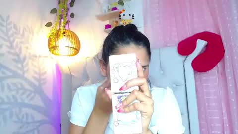 Snapshot of alisson_wiley chatting on June 22, 6:32 am alisson online show from June 22, 6:32 am