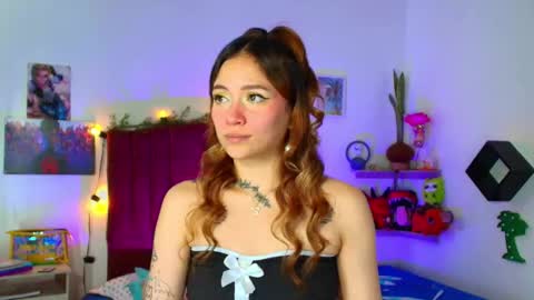 Alisson IG alisson zafiro27 online show from February 15, 8:05 pm