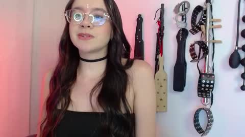 Alisson Beckett online show from March 5, 7:54 pm