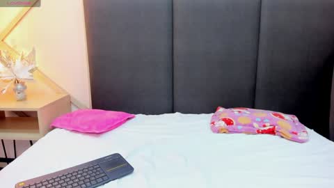 alissonmartin online show from December 24, 3:05 pm