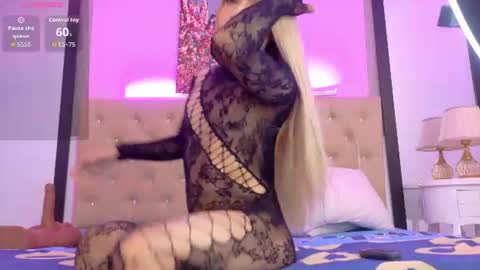 Snapshot of alissonrose3 chatting on July 19, 2:10 pm alissonrose3 online show from July 19, 2:10 pm