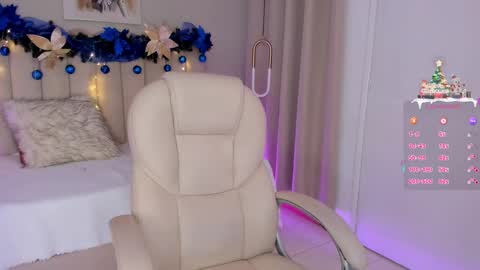 TATIS  online show from December 22, 3:33 am