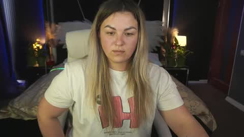 Snapshot of alissyagrayy chatting on May 5, 12:46 pm alissyagrayy online show from May 5, 12:46 pm