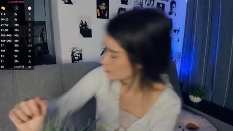 Alivia online show from October 25, 9:17 am