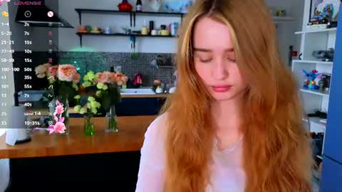 Snapshot of aliviawithlove chatting on July 28, 11:17 am Alivia online show from July 28, 11:17 am