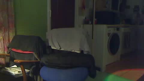 Snapshot of alix300 chatting on October 9, 2:20 am Sandwich online show from October 9, 2:20 am