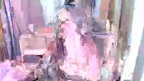 Snapshot of aliyahfoxs chatting on May 11, 4:04 pm ALIYAH SOO online show from May 11, 4:04 pm