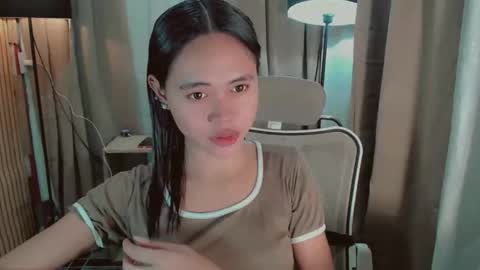 Snapshot of aliyahfoxs chatting on May 31, 6:53 am ALIYAH SOO online show from May 31, 6:53 am