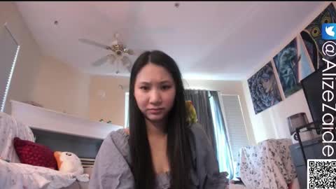 Snapshot of alizezaide chatting on March 2, 9:32 pm Alize Zaide online show from March 2, 9:32 pm