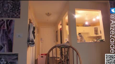 Snapshot of alizezaide chatting on March 15, 8:15 pm Alize Zaide online show from March 15, 8:15 pm