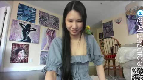 Alize Zaide online show from April 29, 7:42 pm