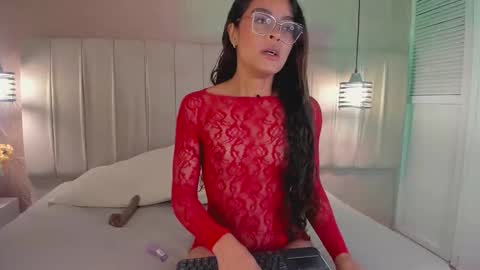 alizza_ online show from September 9, 12:05 pm