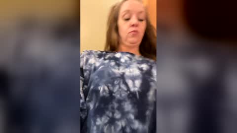 Snapshot of all_m3 chatting on February 18, 10:39 pm all_m3 online show from February 18, 10:39 pm