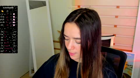 Allana online show from December 6, 5:55 pm