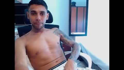 Snapshot of allanbarreto chatting on June 26, 8:02 pm Allan online show from June 26, 8:02 pm